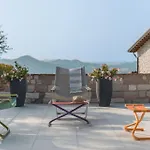 Villa Azzurra *