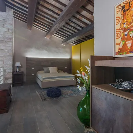 Azzurra Villa *